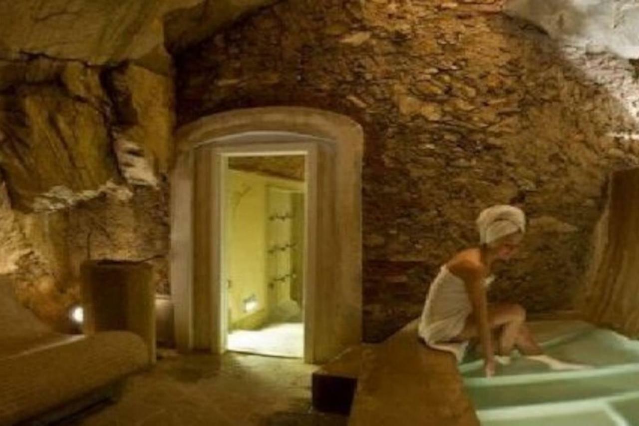 Апартаменты La Piccola Oasi Toscana Баньи-ди-Лукка Экстерьер фото